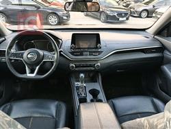 نيسان ألتيما